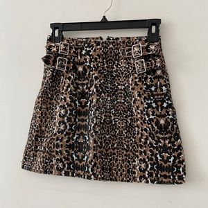 Women’s Topshop High Waisted Leopard Print Denim Skirt Size UK 6 US 2